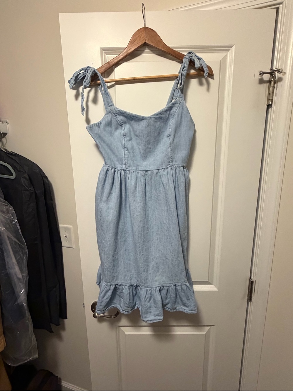 Old Navy Light Blue Denim Tie-Strap Dress - Picture 2 of 3